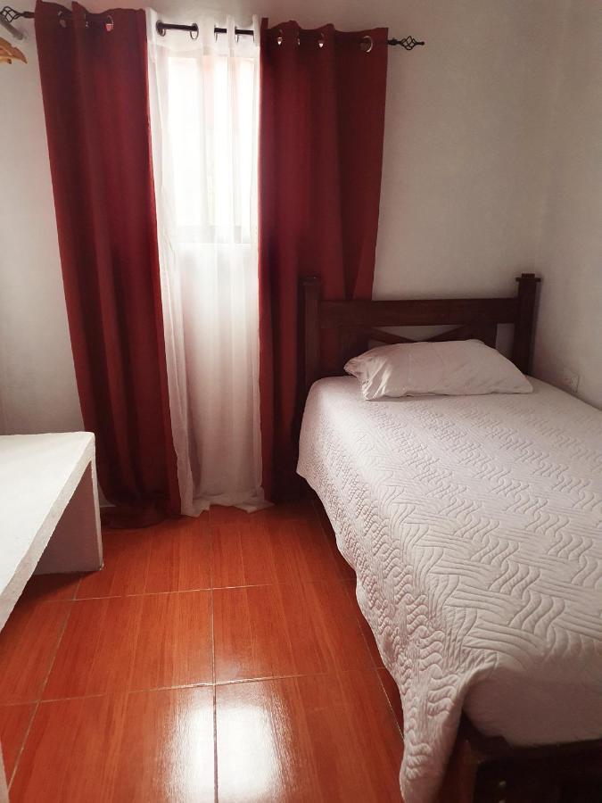 Crc Apartment Near Airport 5Min No Parking Río Segundo Buitenkant foto